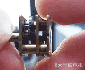 齒輪減速機(jī) 齒輪減速機(jī)